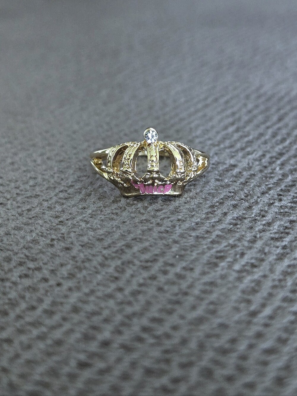 Juicy🍊 Couture Textured Crown👑 Ring💍 - Picture 14 of 16